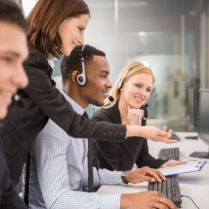 Un call center puede mejorar la experiencia del cliente.